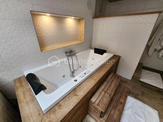  Immeuble � vendre 8 pi�ces 216 m�