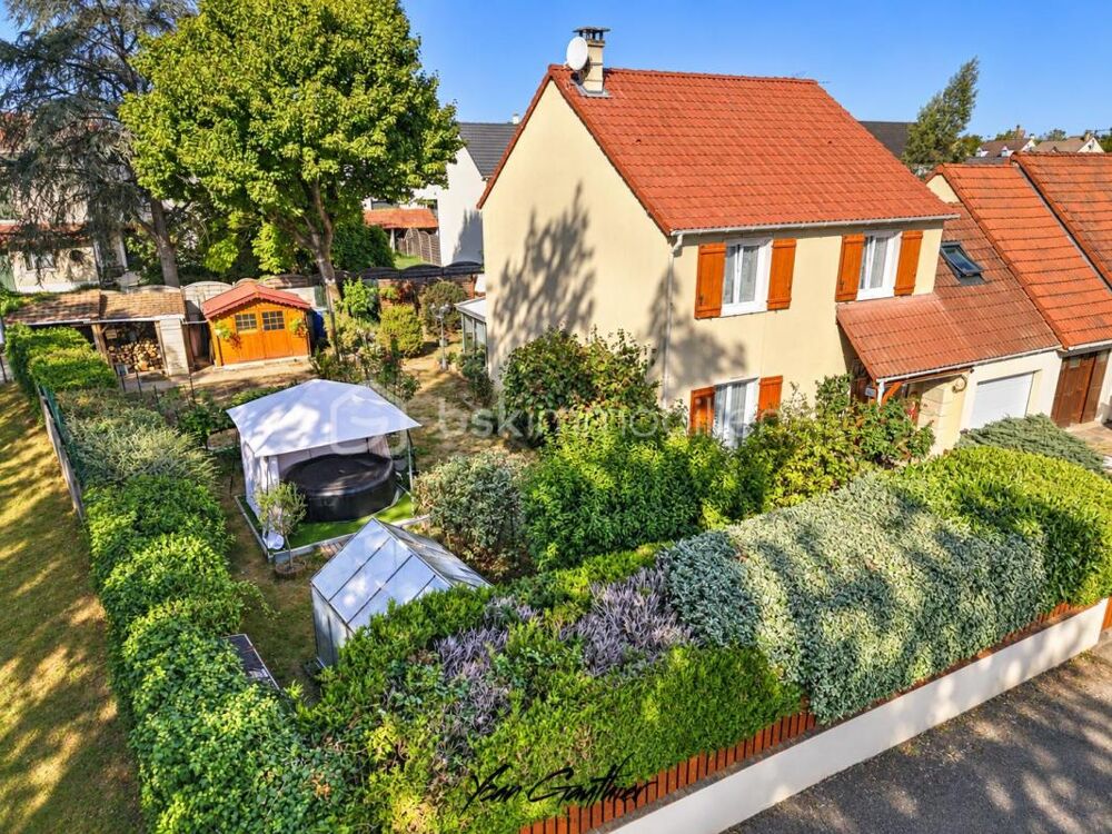 Belle maison familiale de 130 m²  4 chambres  Suite parentale  Véranda de 20 m²  Jardin paysagé de 500 m²