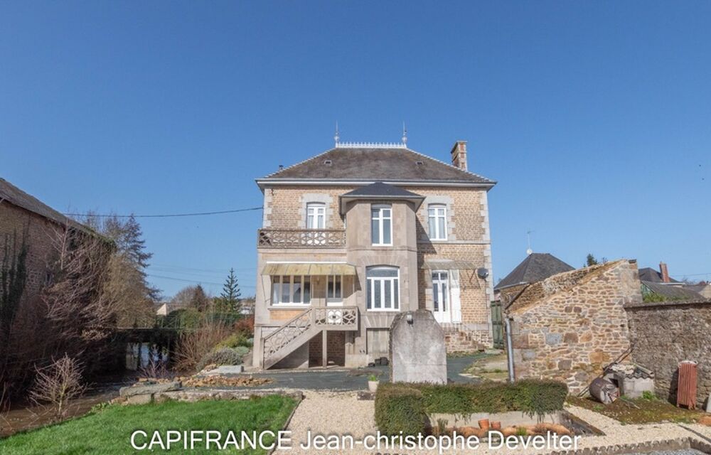 Maison à vendre GORRON (53)maison bourgeoise 3 chambres avec garage sur terrain 717 m2