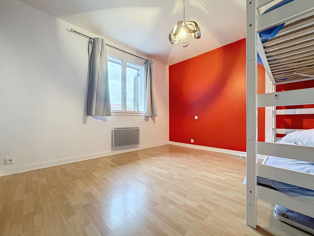 � vendre  Maison Saint-Genis-Pouilly (01630)