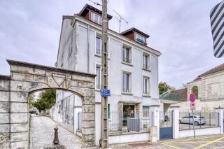  Immeuble � vendre 15 + pi�ces 341 m�