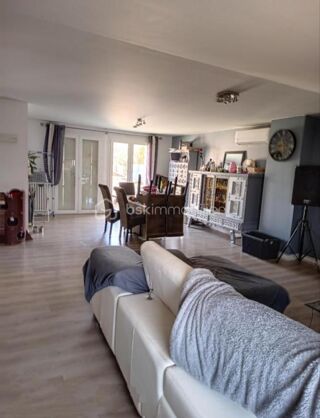  Immeuble à vendre 15 + pièces 550 m²