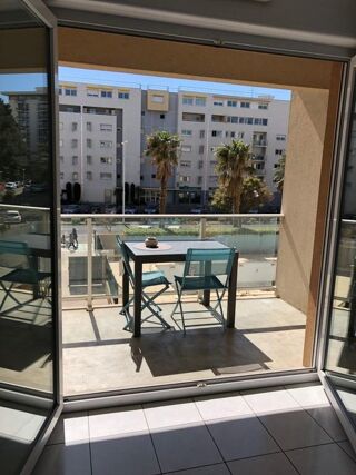  Appartement à louer 2 pièces 45 m²