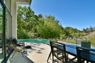  Propri�t�/ch�teau � vendre 13 pi�ces 330 m�