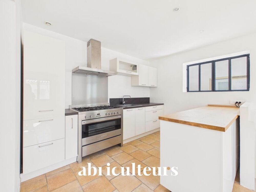 Vente Appartement Appartement T4 de 107 m² avec entrée indépendante en vente à Grans (13450) Grans