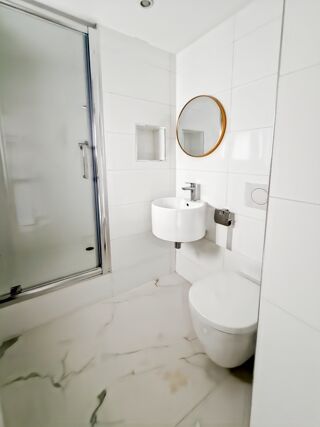  Immeuble à vendre 13 pièces 379 m²