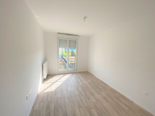  Appartement à louer 3 pièces 57 m²