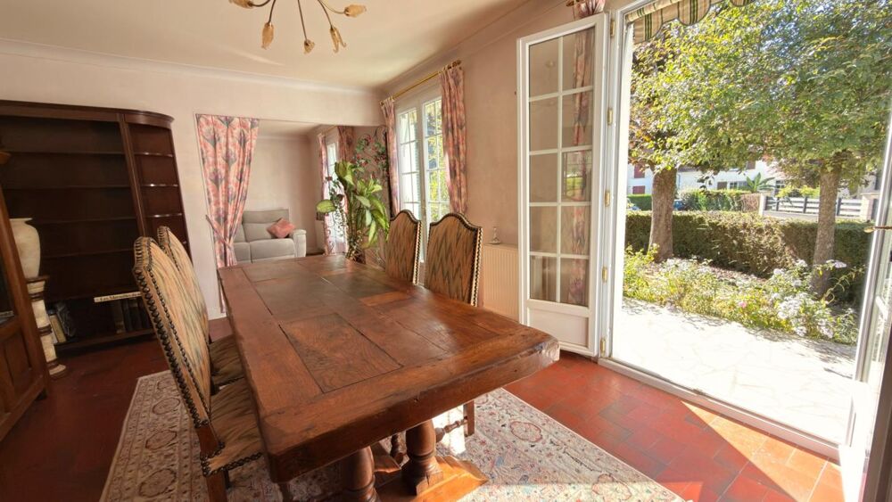 Vente Maison Maison 5 pièces / 120 m² / 369 000 EUR / GRESSY Gressy