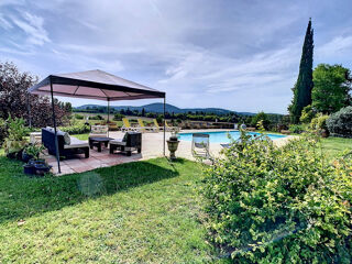  Maison � vendre 6 pi�ces 228 m�