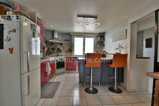  Maison  vendre 7 pices 112 m