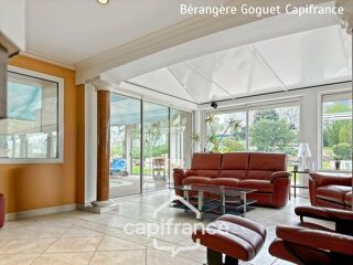  Maison à vendre 8 pièces 237 m²
