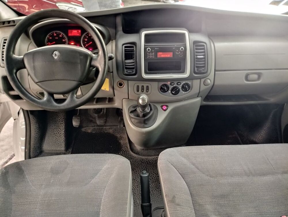 Trafic 2.0 DCI 115 AUTHENTIQUE L1 H1 2013 occasion 06640 Saint-Jeannet
