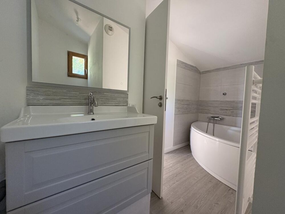 à vendre  Villa Cucuron (84160)