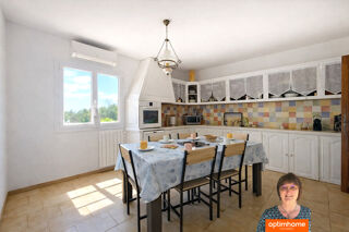  Maison à vendre 15 + pièces 422 m²