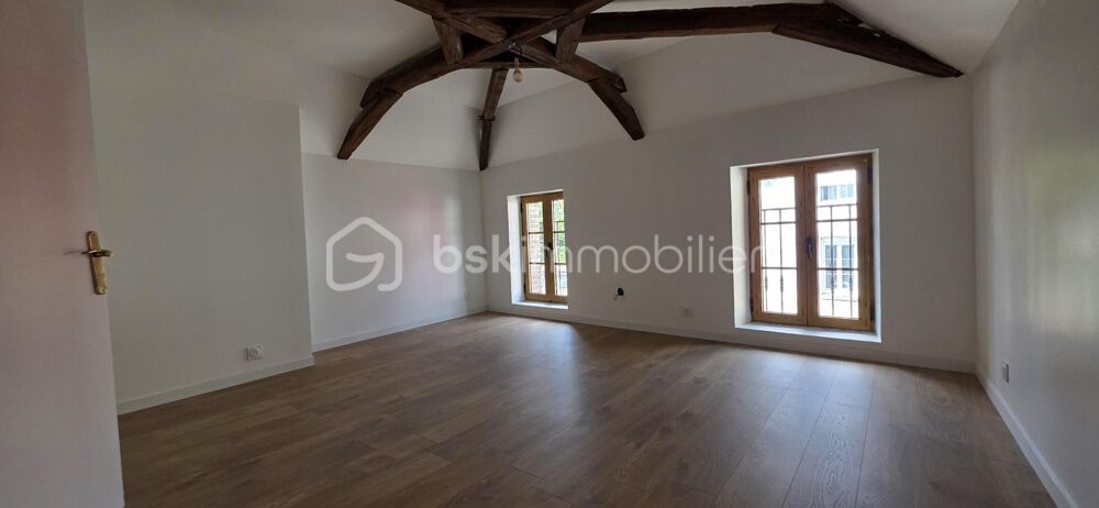 Maison ancienne avec fort potentiel et un terrain constructible