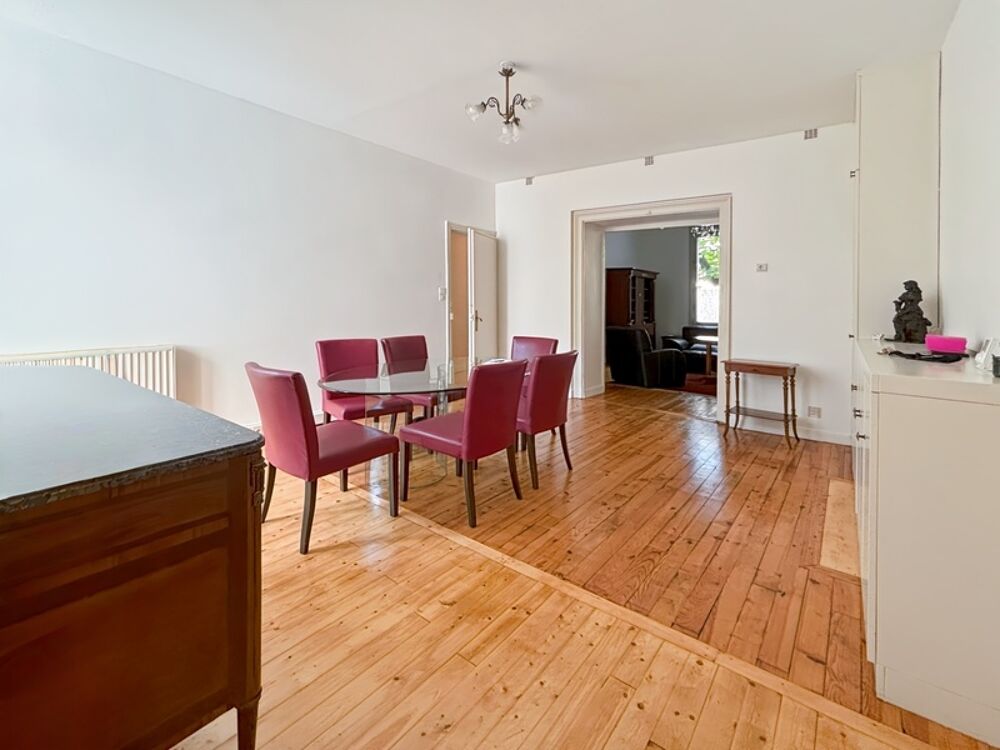 Superbe Appartement Haussmannien Rénové en Plein Coeur de Tarbes