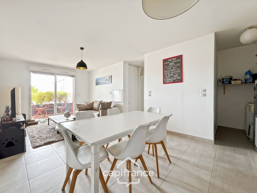 Vente Appartement LA ROCHELLE, quartier Saint-Maurice. Appartement 3 pièces avec loggia et parking La rochelle