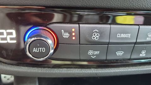 Insignia B 2.0 Diesel 174 ch Elegance Business - Automatique Toit ouv 2021 occasion 63740 Cisterne La Foret