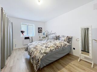  Immeuble à vendre 7 pièces 180 m²