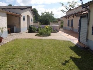  Maison à vendre 15 + pièces 415 m²