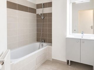  Appartement à louer 3 pièces 62 m²