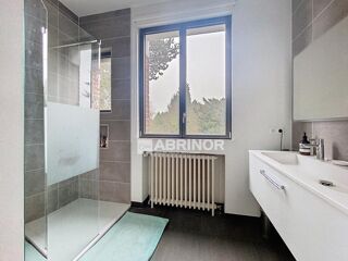  Maison � vendre 5 pi�ces 220 m�