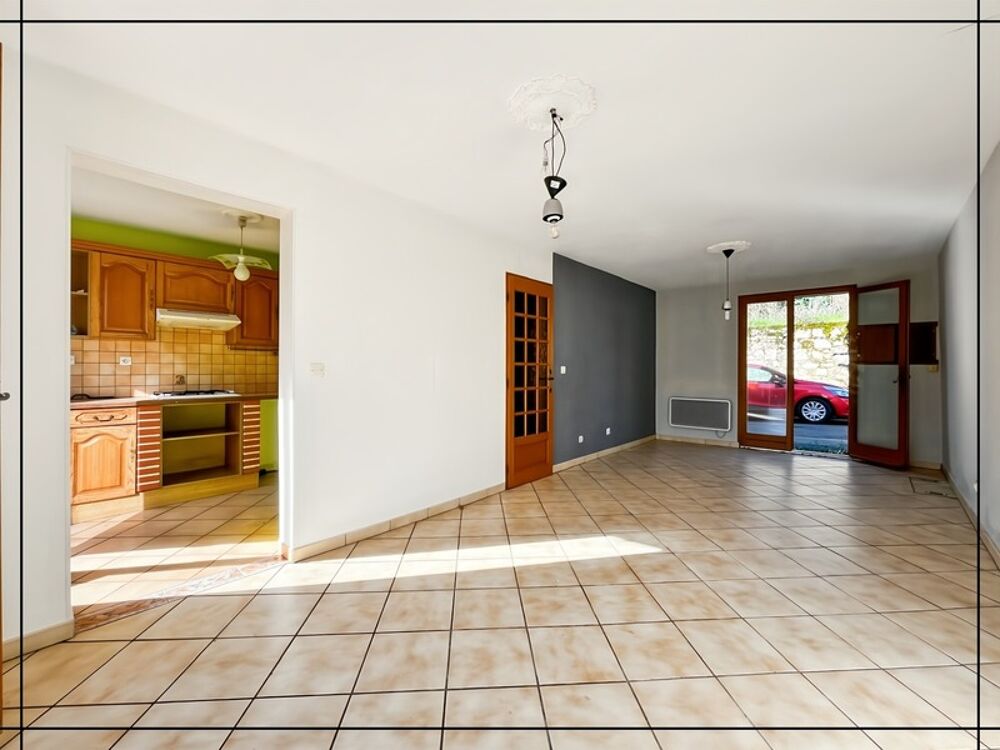 Maison avec jardin SANS VIS-À-VIS  centre village  2 ch + bureau