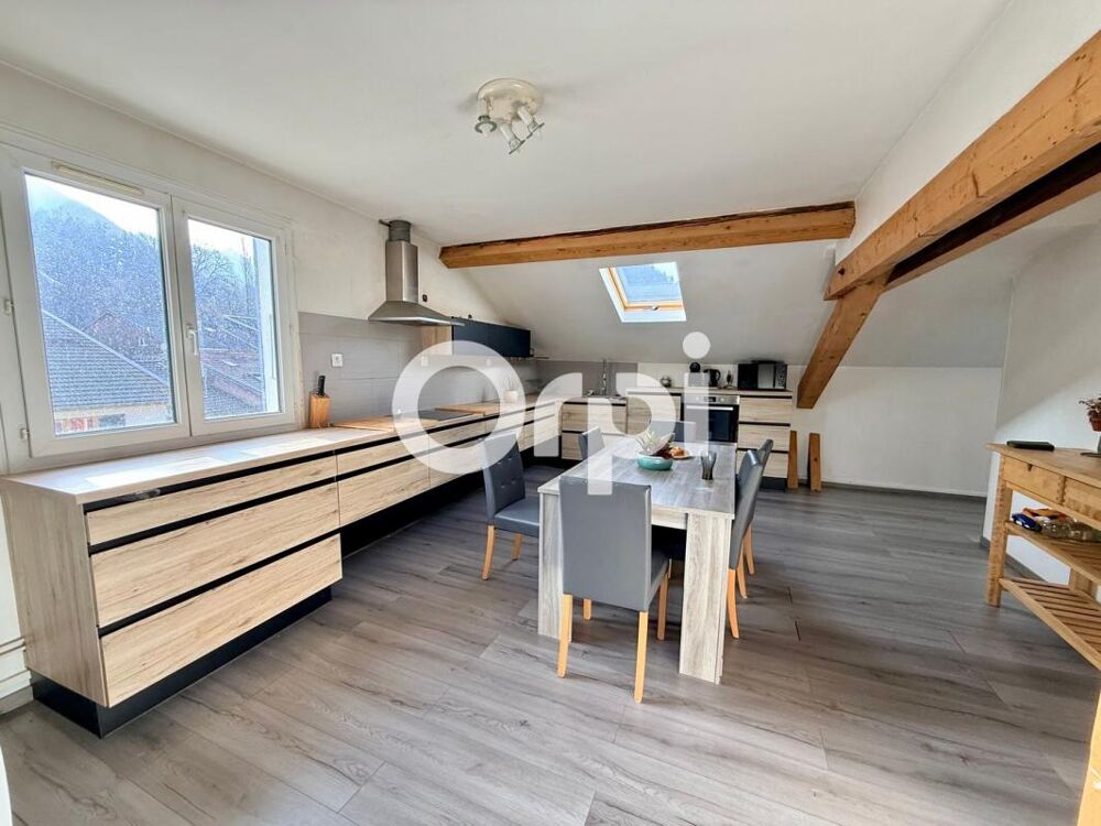 ? À VENDRE  T3 85 m² au coeur dAllevard-les-Bains