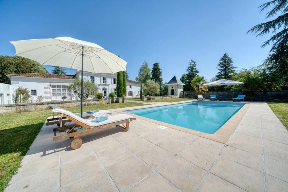 Vente Propriété/Château Maison de 10 pièces de 270 m² à Saint-Laurent-de-Cognac Saint laurent de cognac