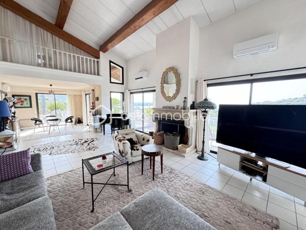 � vendre  Villa Agay (83530)