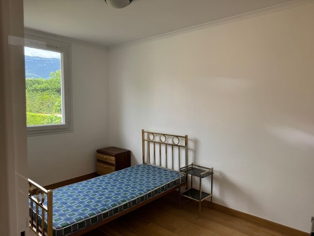 à vendre  Maison Saint-Genis-Pouilly (01630)