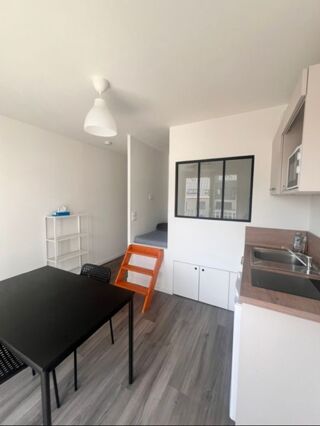  Appartement à louer 1 pièce 21 m²