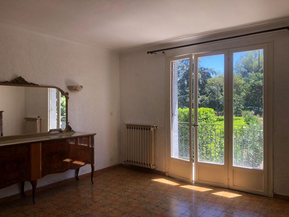 Maison Avignon 7 pièce(s) 141 m2 212000