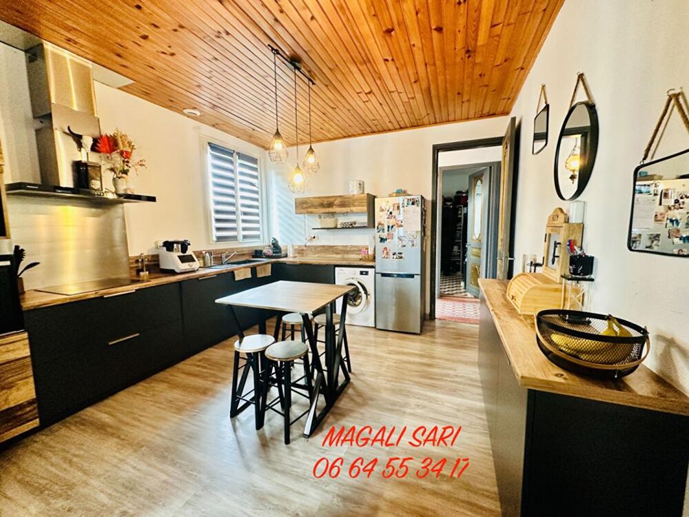 Maison Saint Privat Des Vieux 7 pièce(s) 140 m2