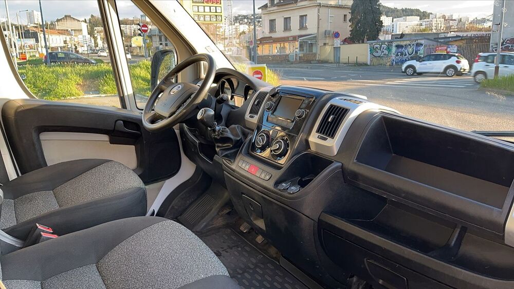 Ducato VU III 2.3 Multijet 130 Pack Pro Nav - 3 places 2019 occasion 42000 Saint Etienne