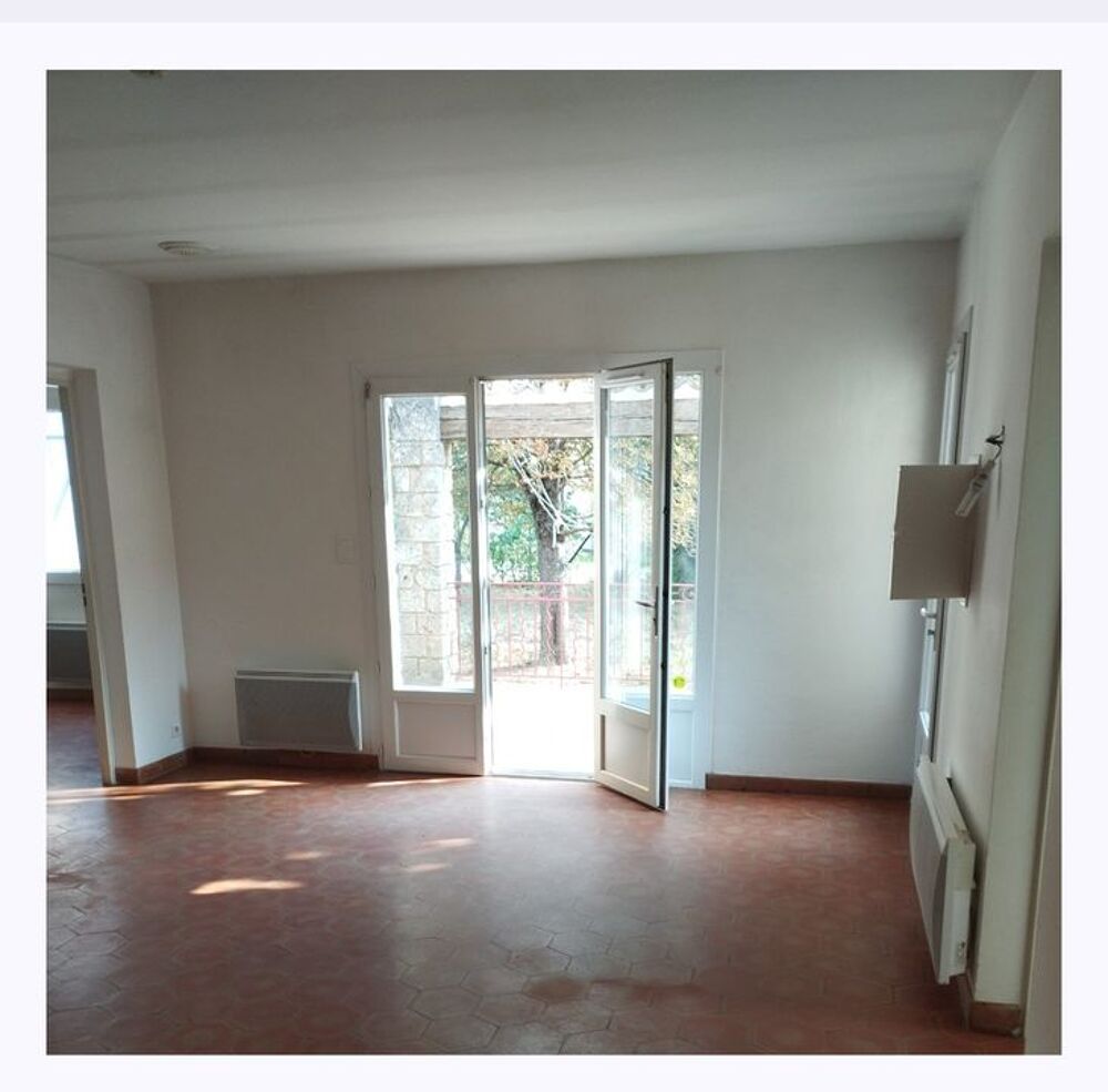 Location Maison Maison de 65m2 à louer sur Villecroze Villecroze