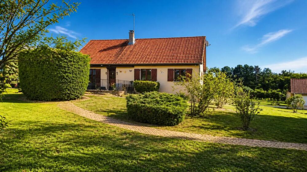 Vente Maison Maison de 9 pièces de 188 m² à Coutarnoux Coutarnoux