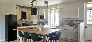  Maison à vendre 11 pièces 232 m²
