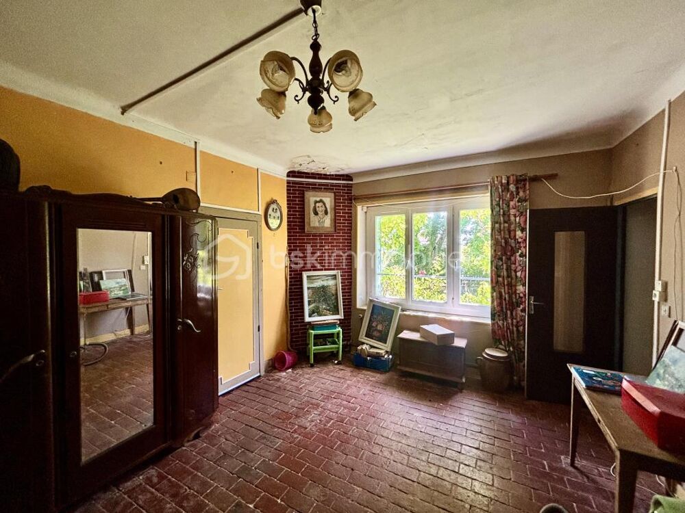 ? Maison familiale de caractère  142 m² avec jardin arboré à Bagneaux (89190)