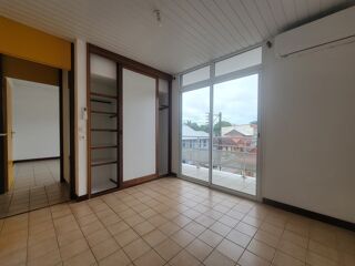  Appartement à louer 4 pièces 70 m²