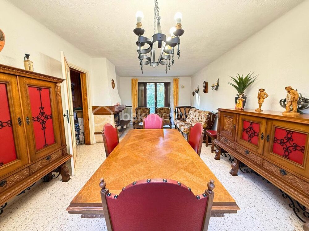 Maison familiale édifiée sur une parcelle de 1780m2