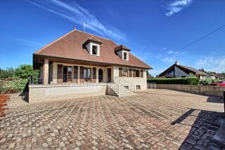  Maison à vendre 6 pièces 234 m²