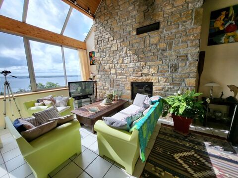   Maison � vendre 8 pi�ces ROSCANVEL (29) Maison - 8 pi�ce(s) - 131 m�