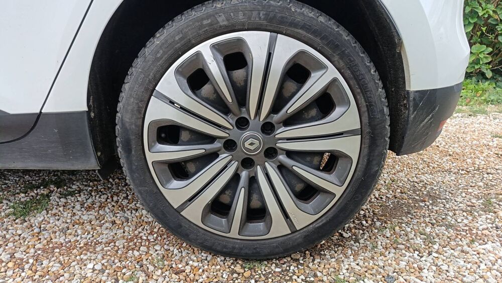 Sc&eacute;nic 1.7 Blue dCi 120 Life 2019 occasion 49570 Mauges Sur Loire
