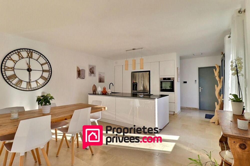 � vendre  Villa Uz�s (30700)