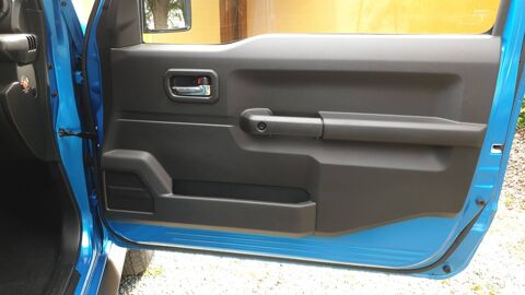 Jimny 1.5 VVT 102 Privilege - Entretien constructeur 2023 occasion 56890 Saint Ave