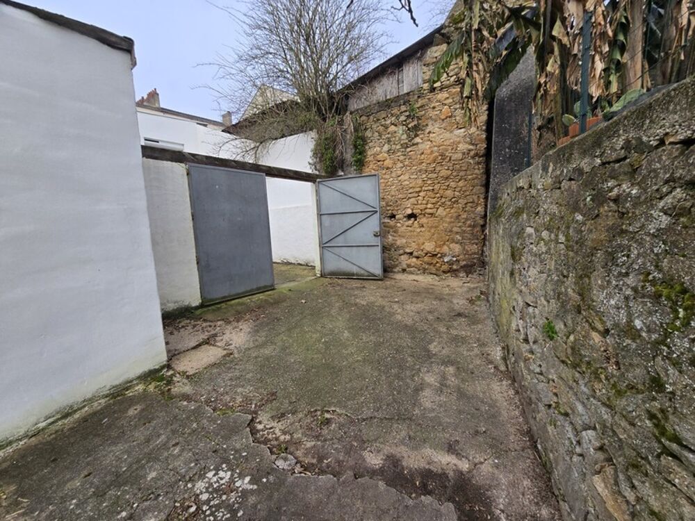 Vente Maison Maison à vendre 8 pièces LA ROCHE SUR YON (85) La roche sur yon