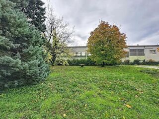  Immeuble  vendre 330 m