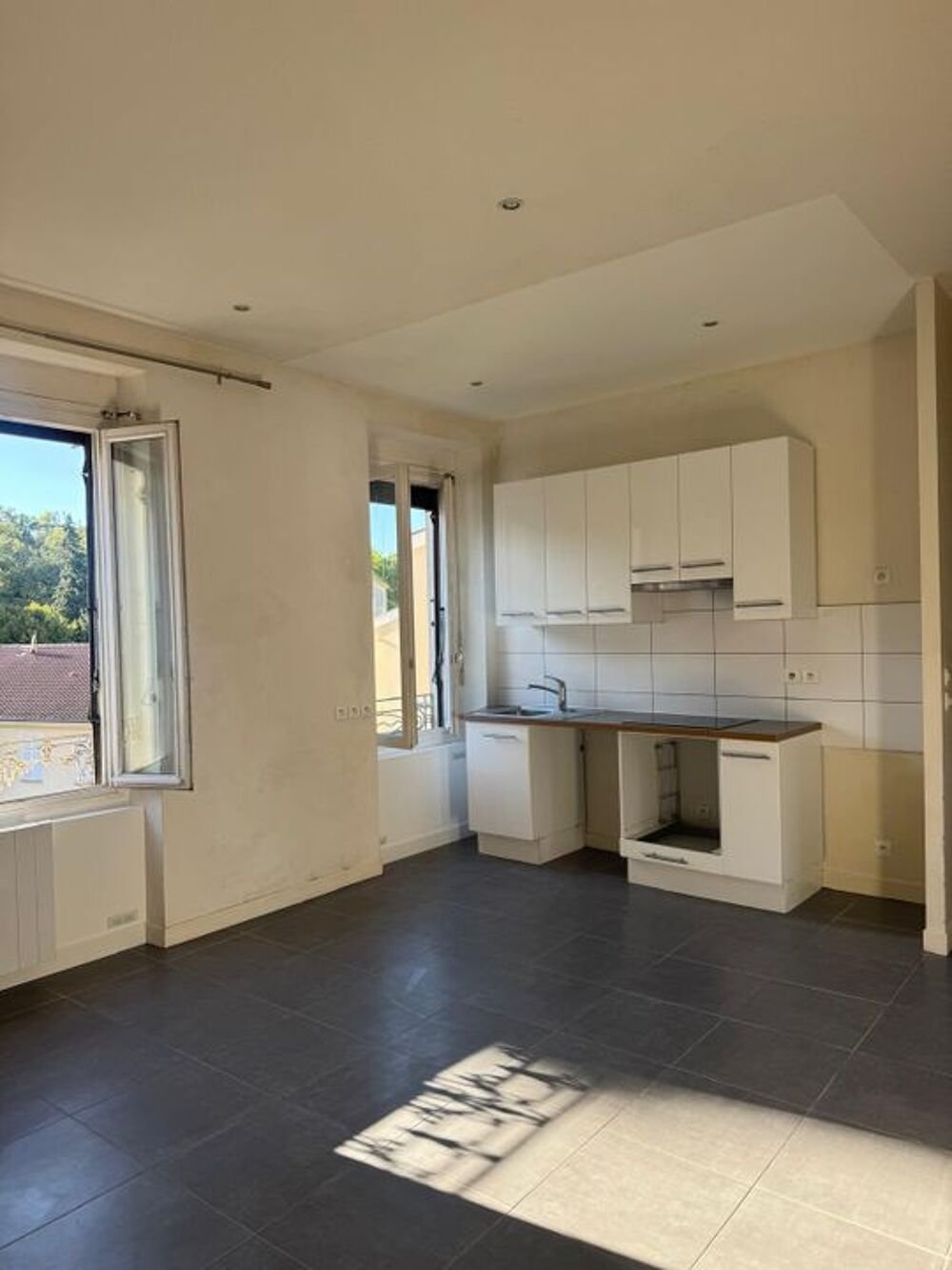 Location Appartement Appartement de 64m2 à louer sur Charbonnières-les-Bains Charbonnieres les bains