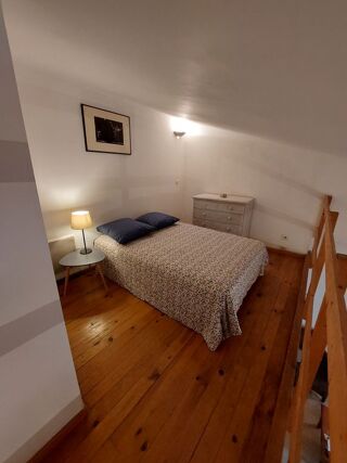  Appartement à louer 2 pièces 38 m²